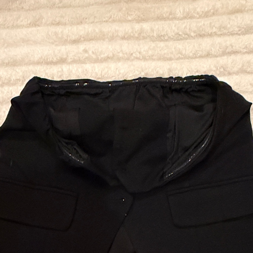 Black Women's button up crop top - Picture 3 of 3